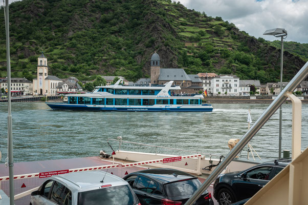 Rhein und die Schiffsfahrt