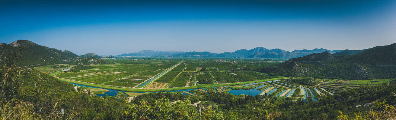 Panorama von Orangen Plantagen in Kroatien