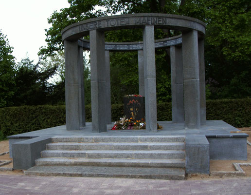Friedhof Ehrenmal ODF