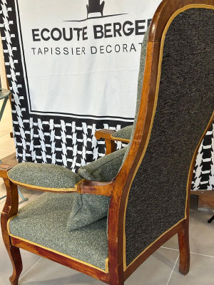 Détail vue de dos du fauteuil Voltaire - Ecoute Bergere