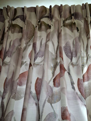 Rideaux automne motifs grandes feuilles plis tête flamande Ecoute Bergère