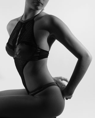 portrait studio bouloir en lingerie feminin