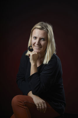 portrait studio corporate féminin