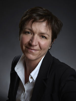 portrait studio corporate féminin