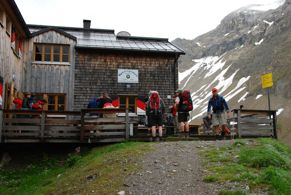 Alps 28.06.2009: Memminger cottage