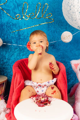 Séance photo smash the cake toulouse, photographe bébé toulouse, portrait bébé 1 an