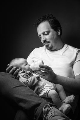 Séance photo bébé avec papa Toulouse, photographe bébé toulouse