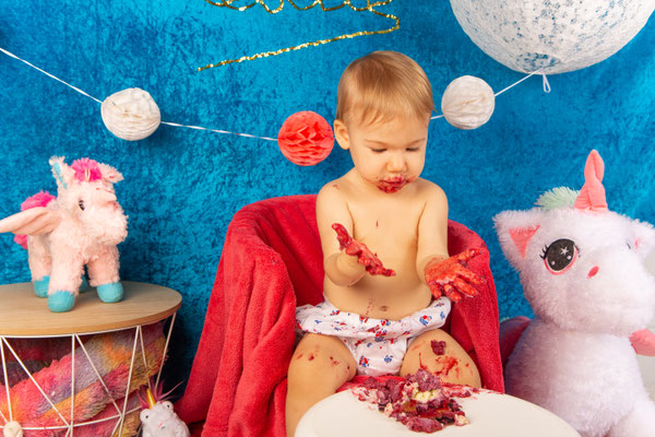 Séance photo smash the cake toulouse, photographe bébé toulouse, portrait bébé 1 an