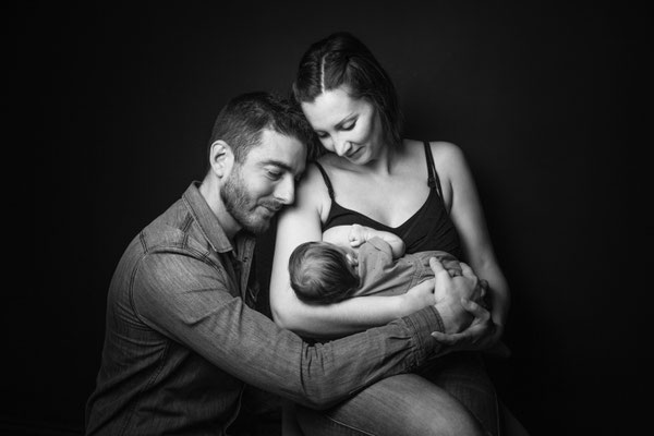 Séance photo bébé Toulouse, photographe bébé toulouse, photo allaitement