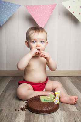 Séance photo d'anniversaire toulouse, photographe bébé toulouse, portrait bébé 1 an, smash the cake