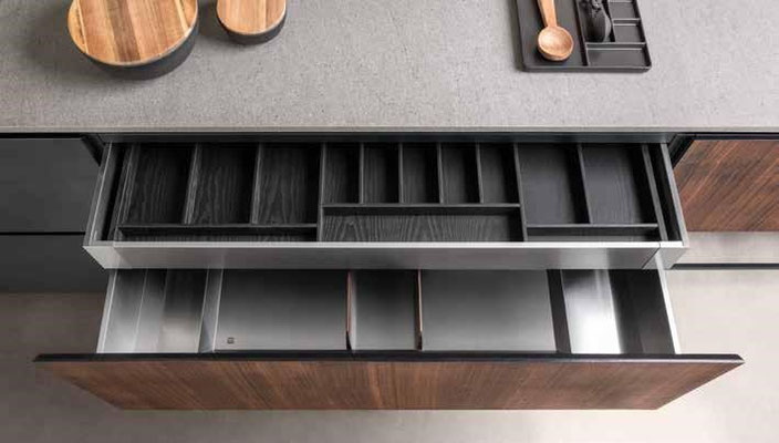Galerie exklusiver Designküchen von INNenRAUM mit verschiedenen Stilen und Materialien