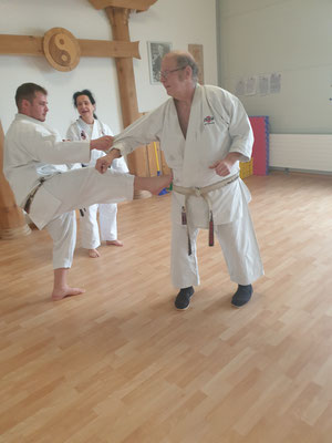 Partner Übung Karate