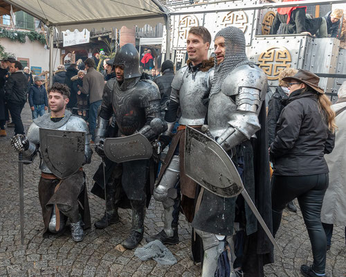 Vier  tapfere Ritter präsentierten sich nach dem Kampf. 