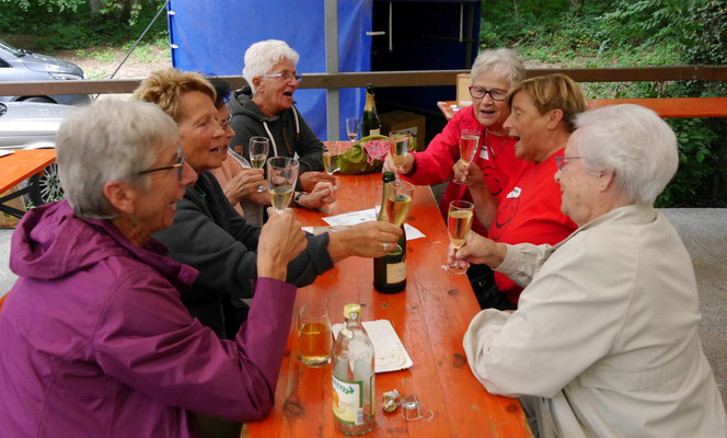 In gemütlicher Runde klang das Bouleturnier 2017 aus. 