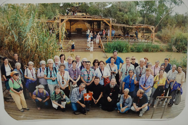 Pilgergruppenfoto beim Jordan