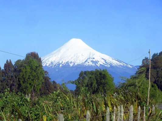 Llanquihue-See und Vulkan Osorno bei  Puerto Varaz