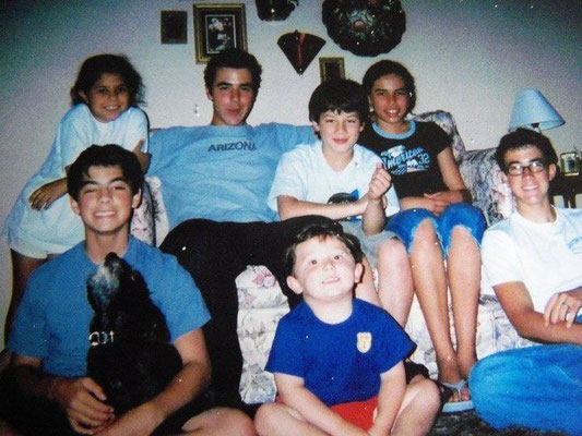 the boys, uncle Josh and Tia Sara's nieces