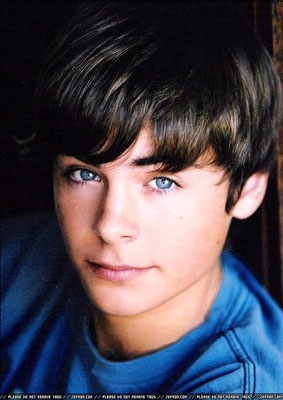 A stunning headshot. Hello blue eyes!