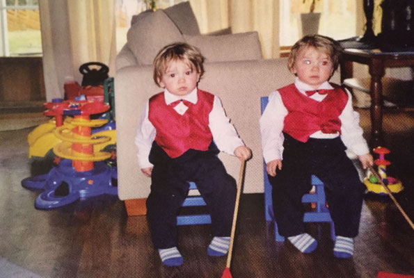 HUGE thank you to Fran (@ hansonprefame.jimdo.com) + Luisa for scanning these for us!