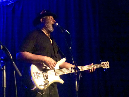 Hamburg Blues Band, feat. Vanja Sky, April 2025, KASCH, Achim