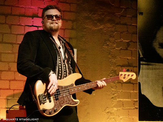 Dom Martin, "Buried Alive" tour, Blues Garage Isernhagen, April 2025