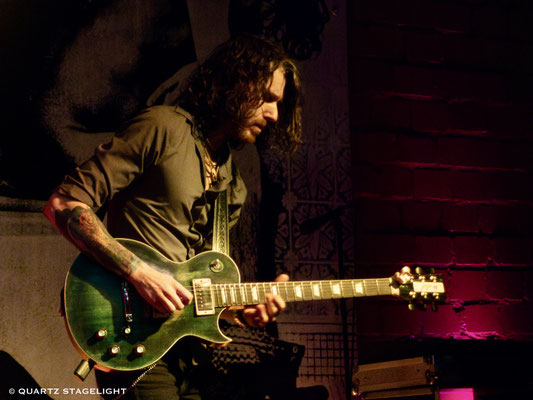 Dom Martin, "Buried Alive" tour, Blues Garage Isernhagen, April 2025