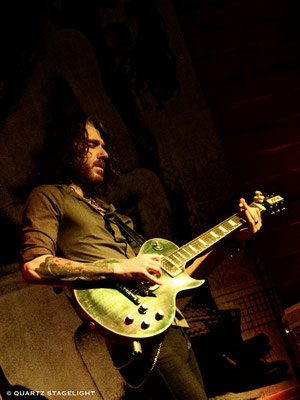 Dom Martin, "Buried Alive" tour, Blues Garage Isernhagen, April 2025