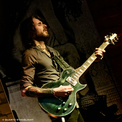 Dom Martin, "Buried Alive" tour, Blues Garage Isernhagen, April 2025