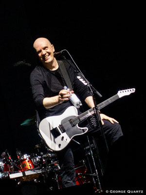 Devin Townsend, support for Dream Theater, May 2022 at Admiralspalast in Berlin