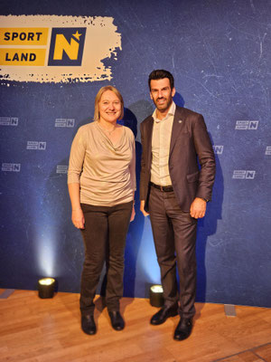 v.l.: Gerlinde Krämer, LH-Stv. Udo Landbauer