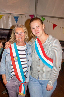 Königinnen - li. Petra Schäfertöns. re. Imme Lamp