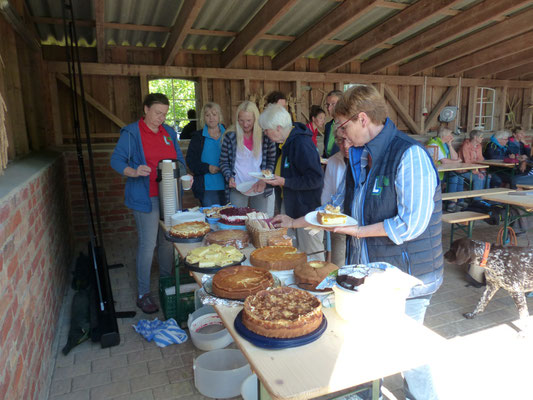 Bordesholmer LandFrauen besuchen den Wagyu-Hof in Negenharrie, Juli 2021