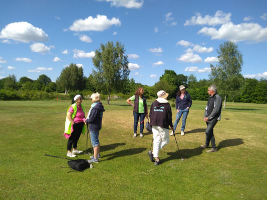 Bordesholmer LandFrauen, Schnuppergolfen im Juni 2023