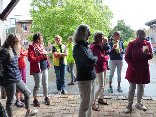 Bordesholmer LandFrauen besuchen den Wagyu-Hof in Negenharrie, Juli 2021