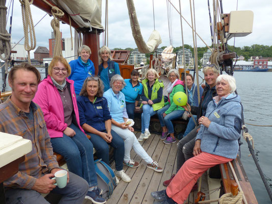 Bordesholmer LandFrauen - Segeltörn im Juli 2022, auf der Albin Köbis