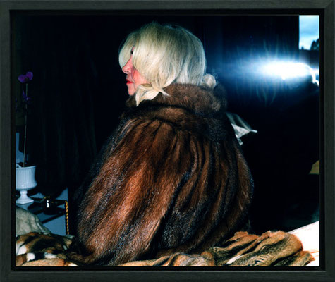 Michael Koch: Tosca, 2004, C-Print, Diasec, gerahmt/Schattenfuge