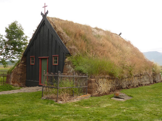 Varmahlid Kirche