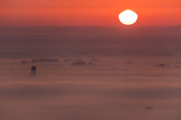 Sonnenaufgang am Hambacher Schloss