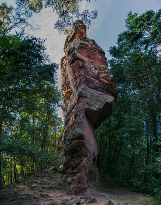 Geiersteine von unten