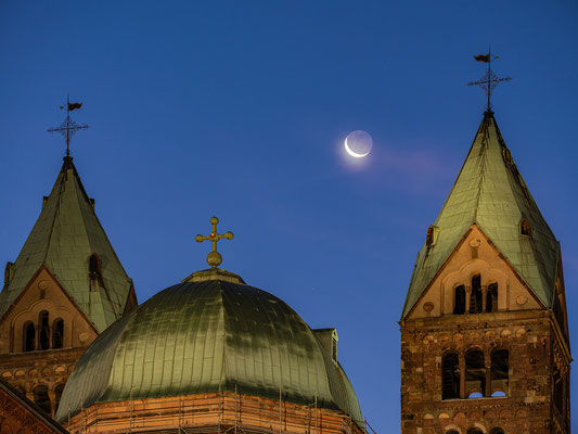 Blaue Stunde am Speyerer Dom