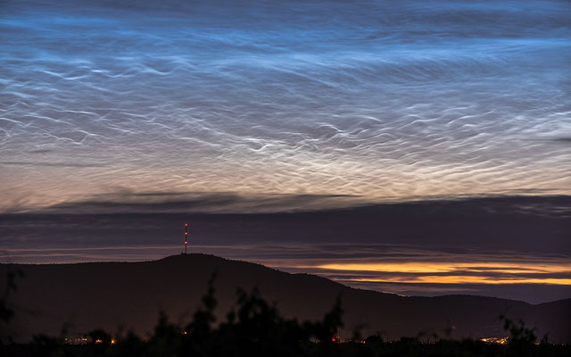 Leuchtende Nachtwolken bei Duttweiler