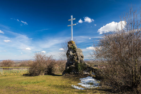 Hahnenböhler Kreuz oberhalb von Forst