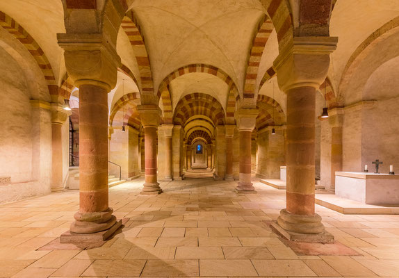 Die Krypta im Speyerer Dom