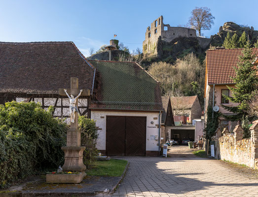 Falkenstein und Burgruine Falkenstein