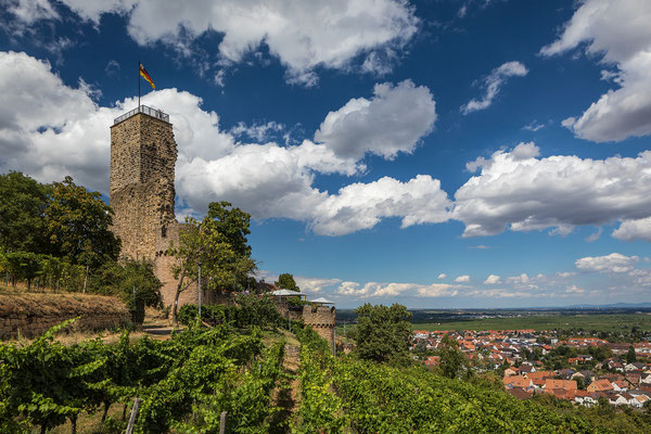 Wachtenburg bei schönstem Sommerwetter