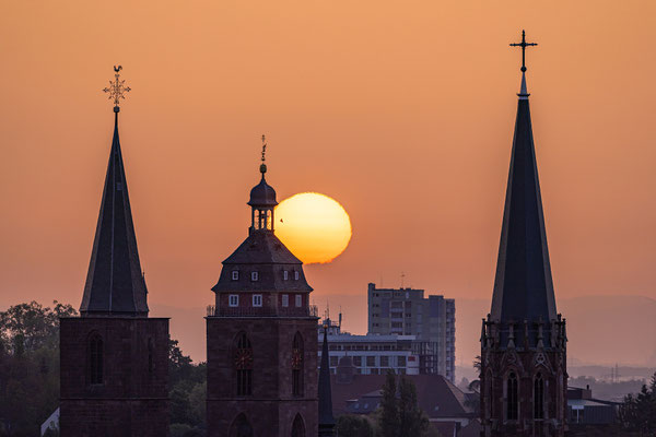 Sonnenaufgang im Saharastaub