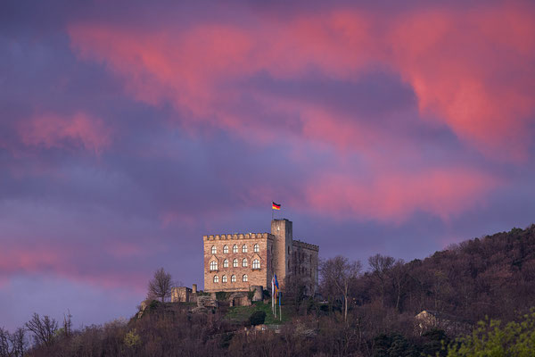 Morgenröte am Hambacher Schloss