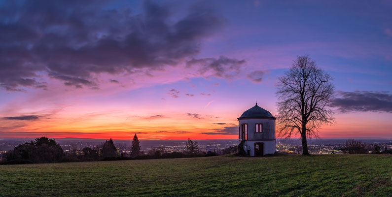 Morgenstimmung am Deidesheimer Tempel