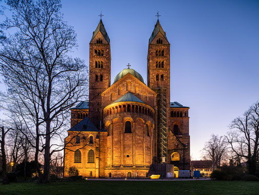 Blaue Stunde am Dom