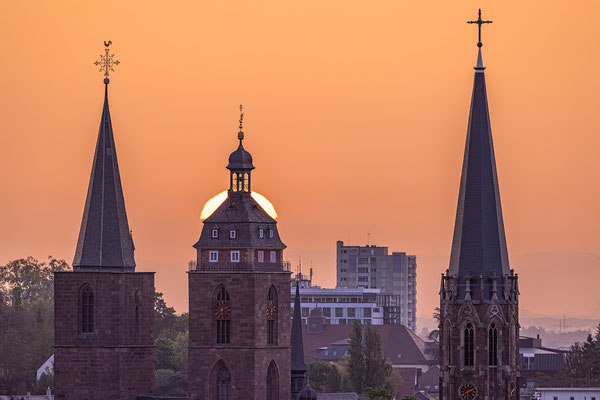 Sonnenaufgang im Saharastaub